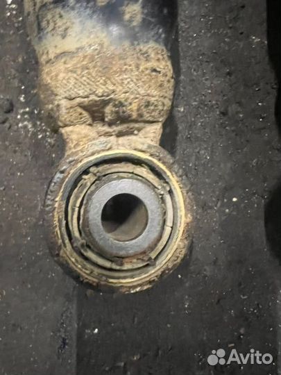 Амортизатор задний Skoda Octavia A5 1.4 2012