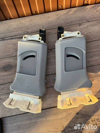 Обшивка центральной стойки Audi A8 D3 3.2 2007