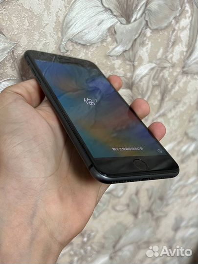 iPhone 8 Plus, 64 ГБ