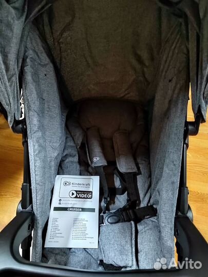 Коляска прогулочная новая