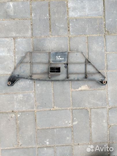 Кожух радиатора от Фольксваген пассат б-3