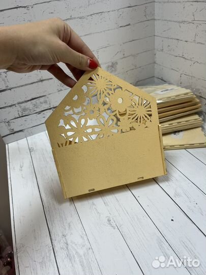 Конверт для букета деревянный