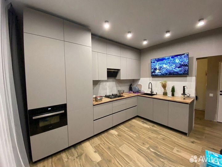 Кухни на заказ от фабрики