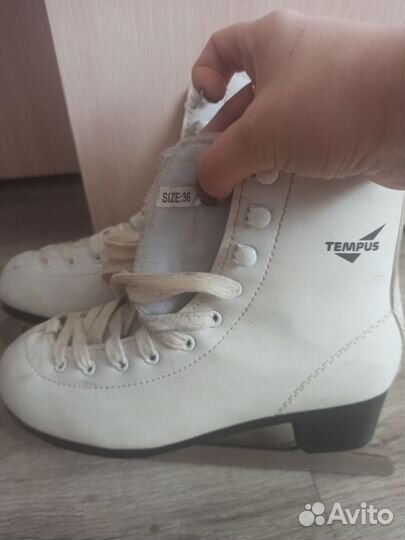 Коньки фигурные