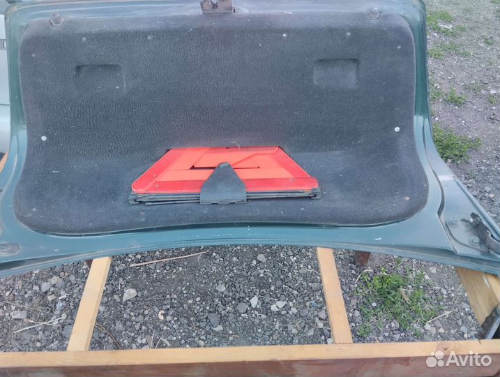 Крышка багажника на Фольксваген бора