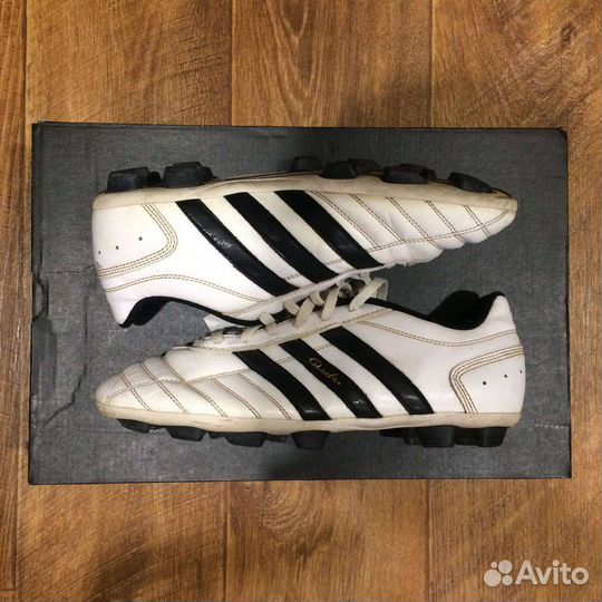Бутсы Nike и Adidas