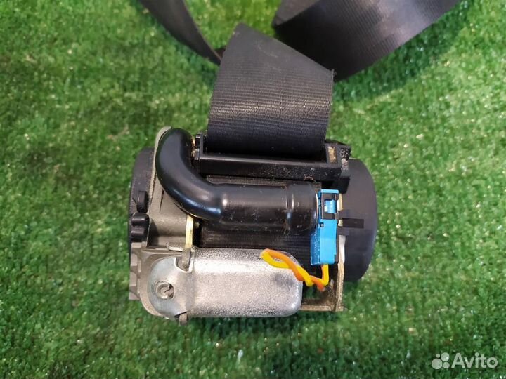 Ремень безопасности передний левый Peugeot 407 (6