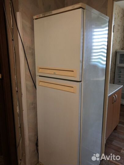 Холодильник Стинол-110 (кшд 325/80) б/у