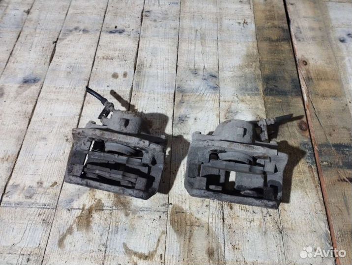 Суппорт тормозной передний правый peugeot 406 0.0 nn