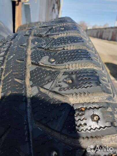 Bridgestone Ice Cruiser 7000 235/65 R17 108T