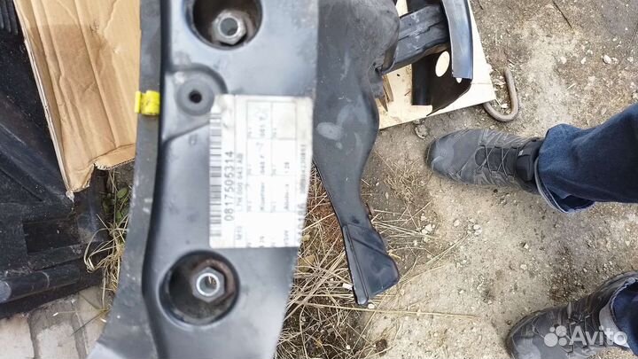 Кассета радиаторов volkswagen transporter T5 1.9