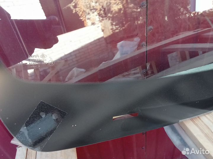 Стекло лобовое Ниссан Кашкай 1