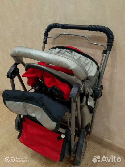 Коляска для кукол