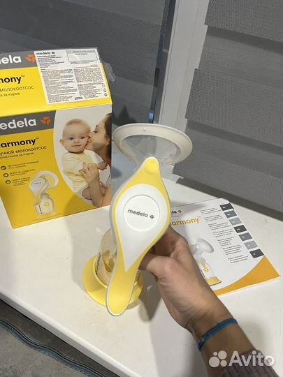 Молокоотсос medela ручной