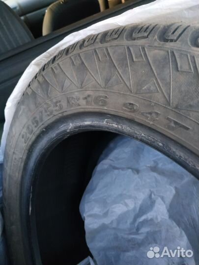 Pirelli Carrier Winter 205/55 R16 94T
