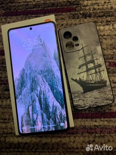 Мобильные телефоны