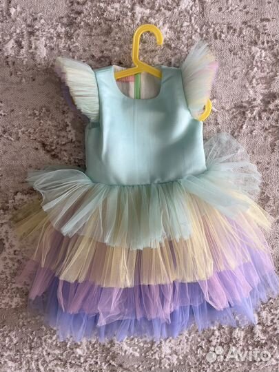 Продам платье для девочки