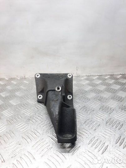 Кронштейн двигателя Bmw 5 E39 2.5 M54B25 2000