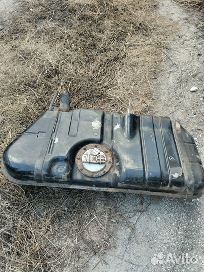 Топливный бак ваз 2110
