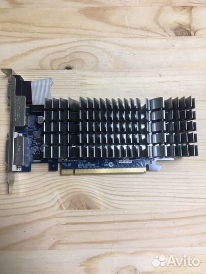 Видеокарта asus EN210 Silent DI 1GD3