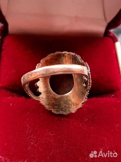 Серебряное кольцо с динобоном