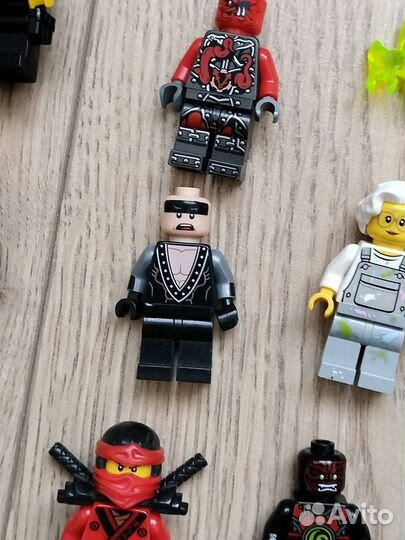 Lego фигурки