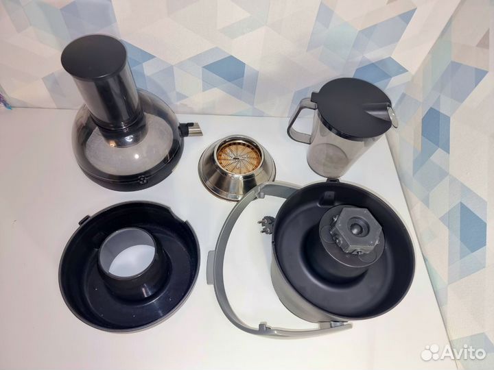 Соковыжималка Philips HR 1869, 900 W. Почти новая