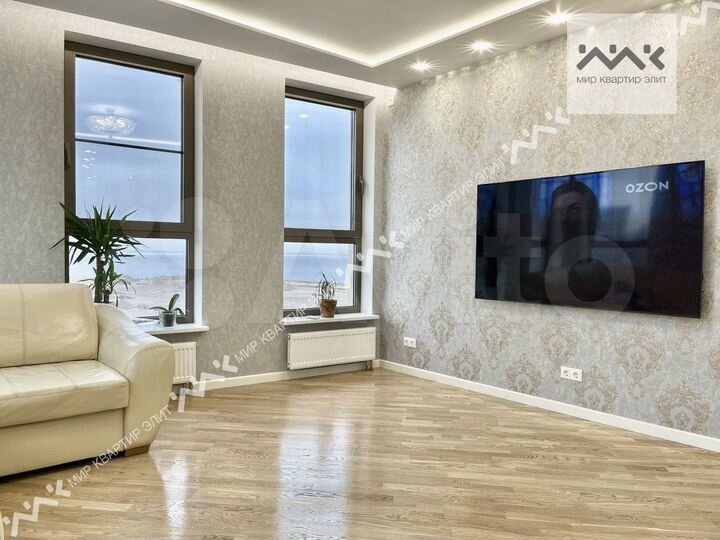 4-к. квартира, 100 м², 10/10 эт.