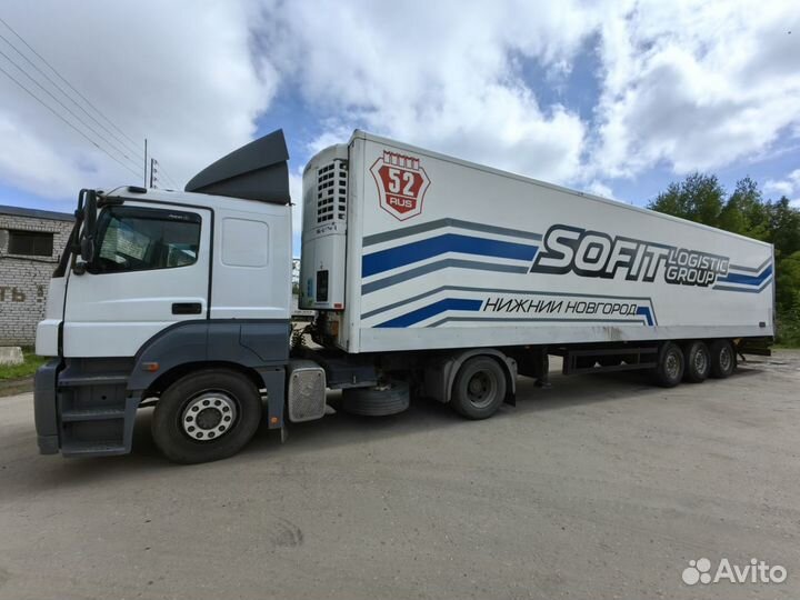 Mercedes-Benz Axor 1835 LS с полуприцепом, 2011