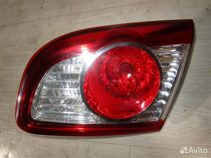 Фонарь задний внутренний правый для Hyundai Sant