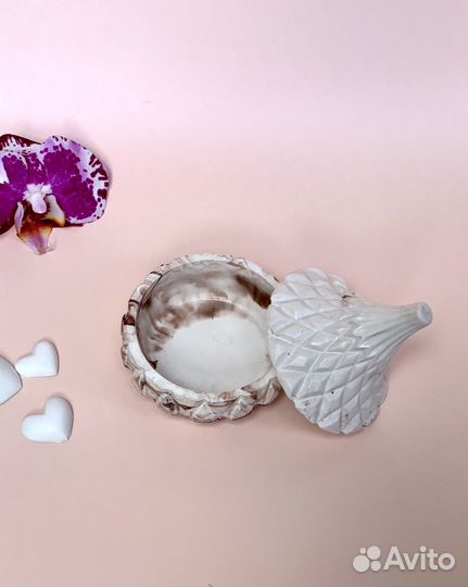 Шкатулка из гипса / подсвечнник с крышкой