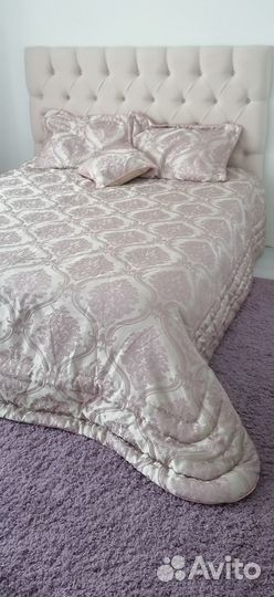 Покрывало, плед на кровать новое