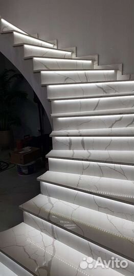 Лестница из кварца гранита мрамора