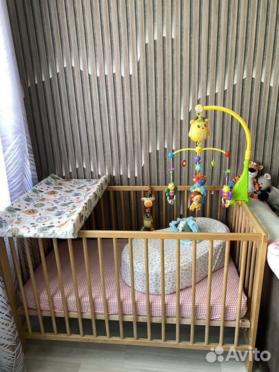 Детская кроватка