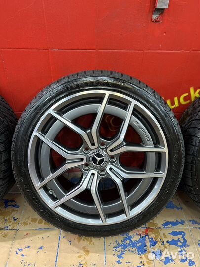 Комплект дисков и зимние шины R19 AMG Mercedes