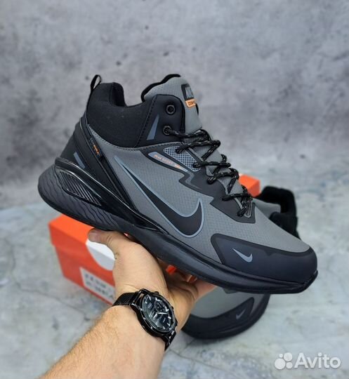 Мужские зимние кроссовки Nike