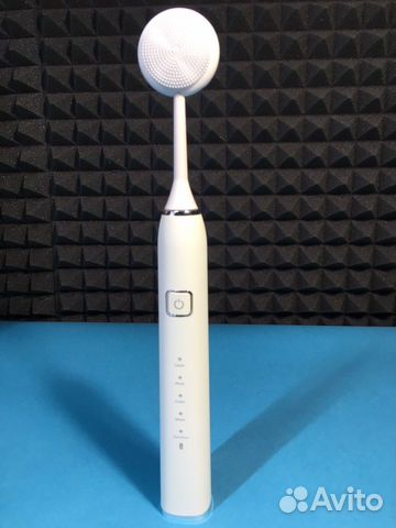 Электрическая зубная щетка новая