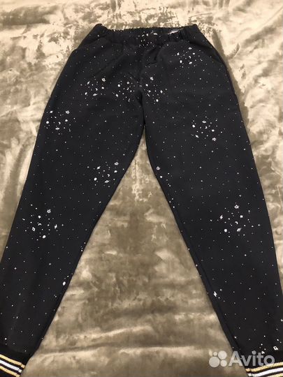 Спортивный костюм женский