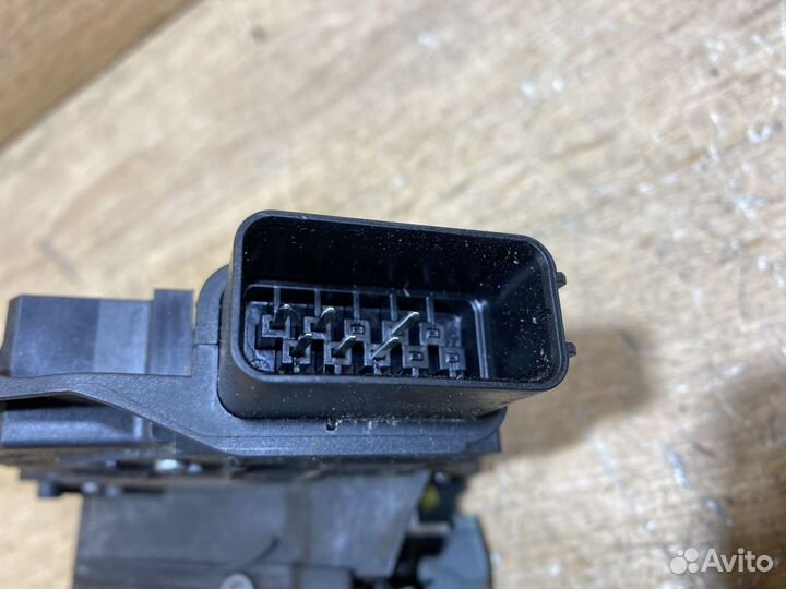 Замок передней правой двери Ford Mondeo 4 ZD26