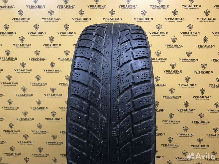 Kumho I'Zen RV Stud KC16 225/65 R17 106T
