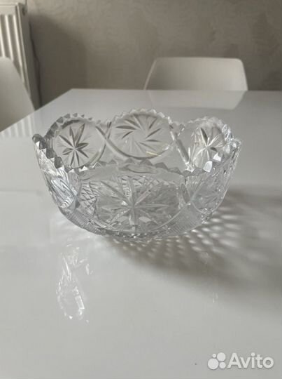 Хрустальные салатницы, графин, рюмки