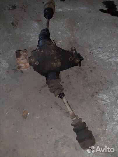 Задний редуктор мерседес 123 с приводами