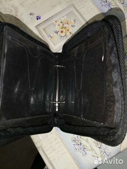 Кейс для компакт дисков