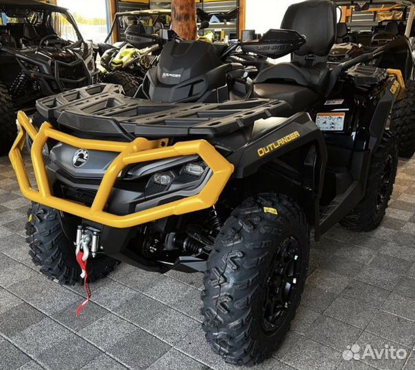 BRP CAN-AM Outlander MAX XT-P 1000 2023 год