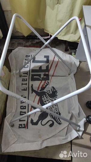 Ванночка для купания с подставкой