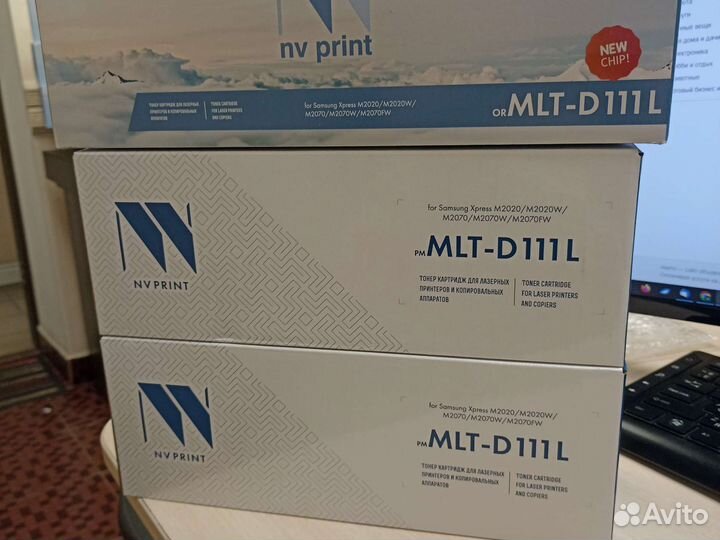 Тонер картридж MLT-D111L