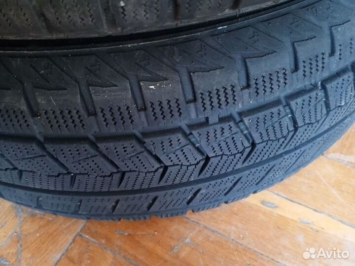 Roadmarch Snowrover 868 195/55 R15