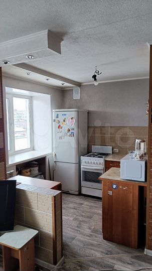 3-к. квартира, 57 м², 3/5 эт.