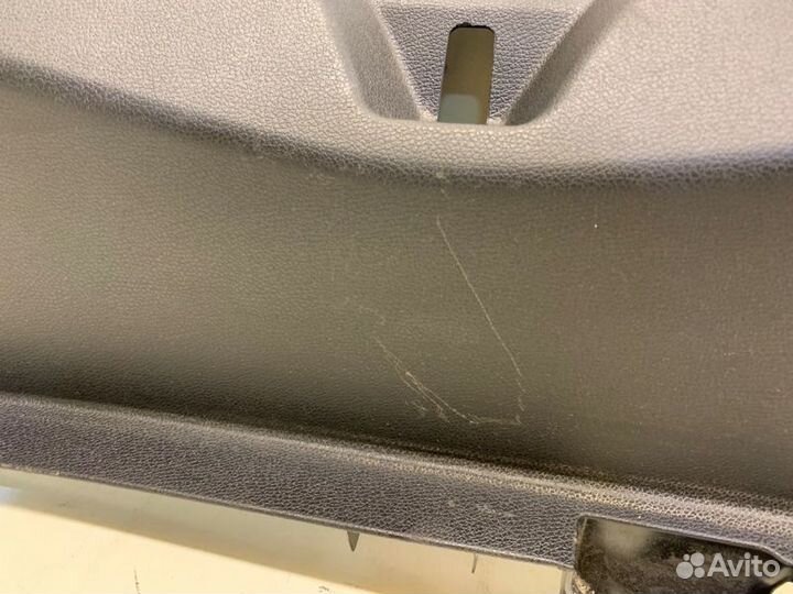 Накладка замка багажника Mercedes-Benz E-Class