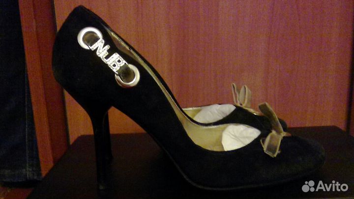 Norma J. Baker. Оригинал. Натур. замш